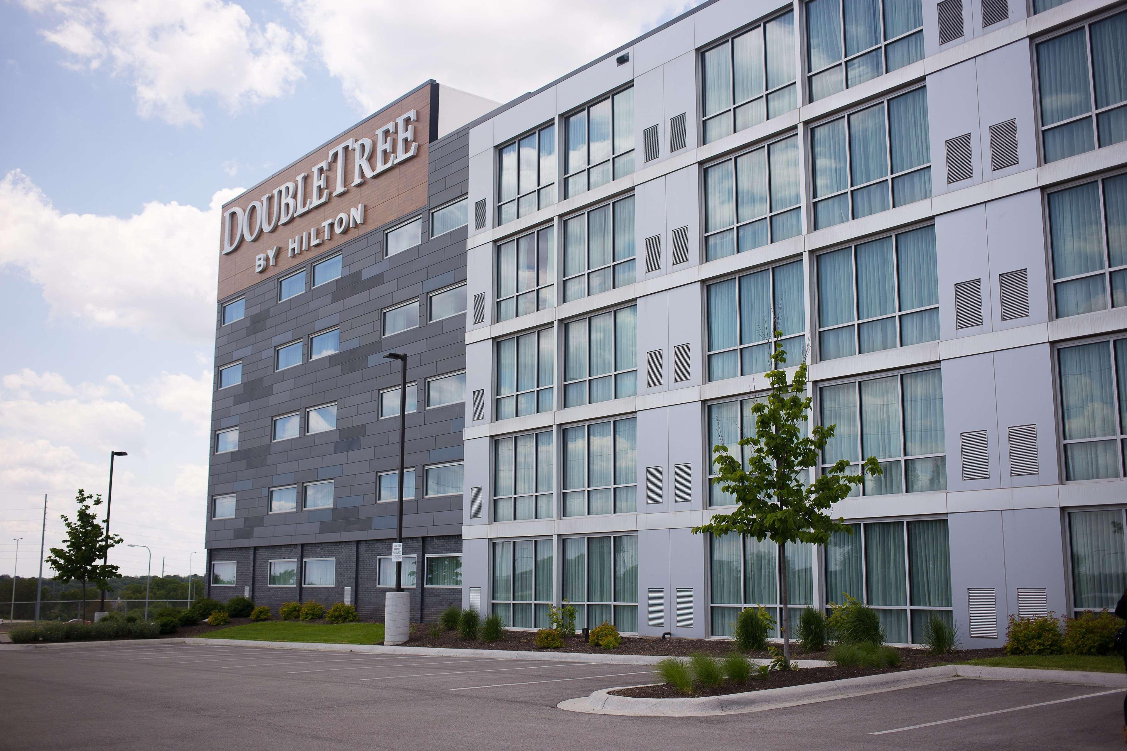 Doubletree By Hilton Omaha Southwest, Ne Ξενοδοχείο Εξωτερικό φωτογραφία