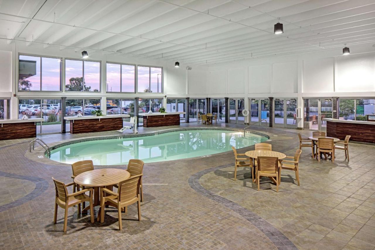 Doubletree By Hilton Omaha Southwest, Ne Ξενοδοχείο Εξωτερικό φωτογραφία